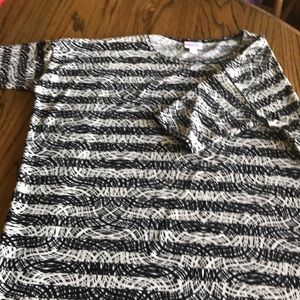 LuLaRoe M Irma